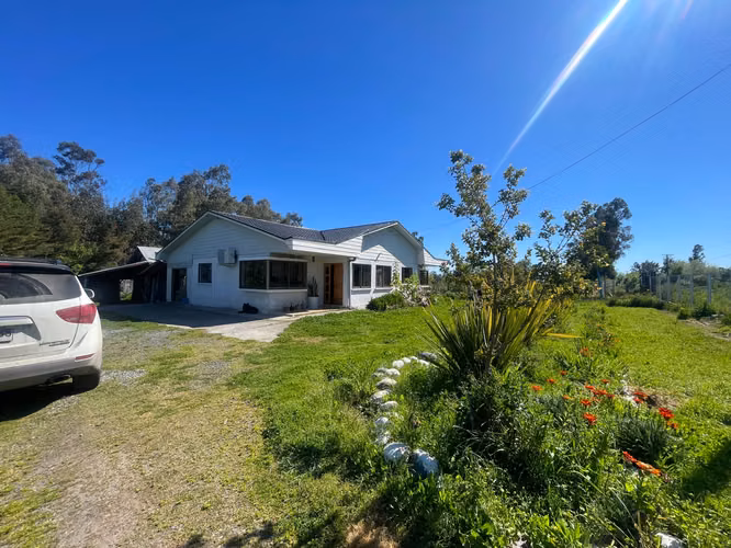 VENTA PARCELA CON CASA A 10 M DE SAN CARLOS