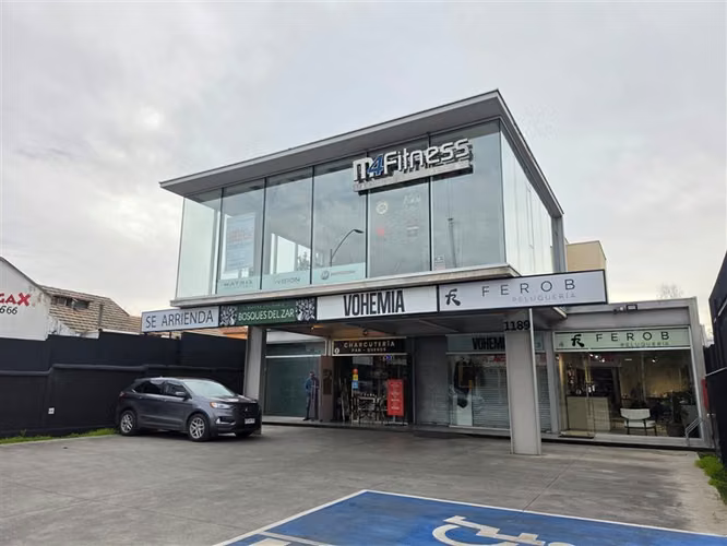 Local Comercial en Arriendo en Strip Center Vitacura