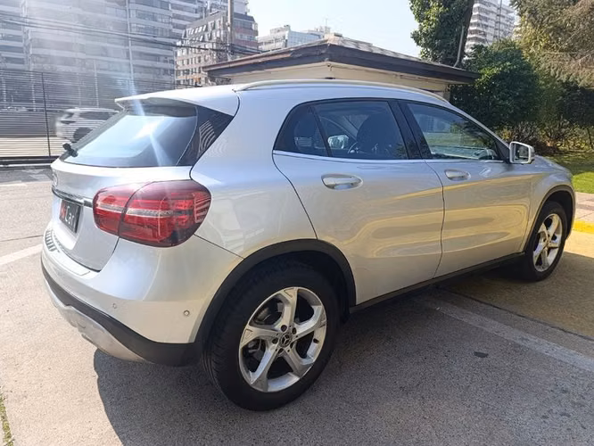 MERCEDES BENZ GLA 200 SPORT - 2021 | 2542