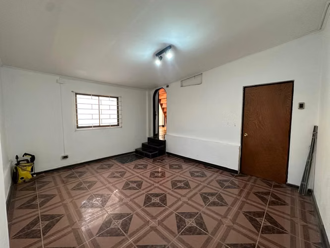 METRO SALVADOR - 4D,2B,2EST,1ANEXO/ESCRITORIO