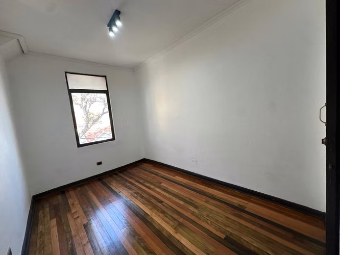 METRO SALVADOR - 4D,2B,2EST,1ANEXO/ESCRITORIO