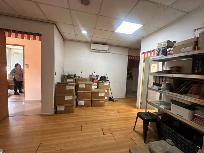 USO COMERCIAL - 2 SALAS, 2P,2B - 126M2, BARRIO ITALIA
