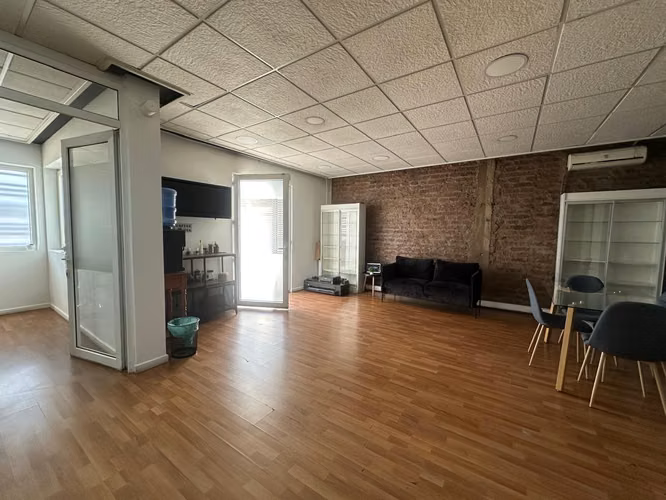 BARRIO ITALIA USO COMERCIAL- 5P,4B - 252M2