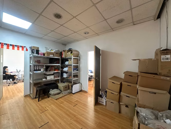 USO COMERCIAL - 5P,4B - 252M2 UTILES- BARRIO ITALIA - Imagen 19
