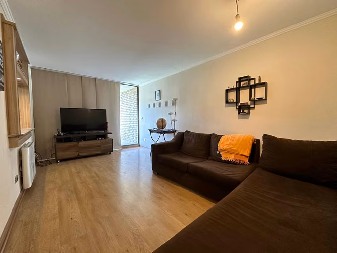 Con Patio , 2D,2B EST Y BOD - 125 M2 Totales - Imagen 4