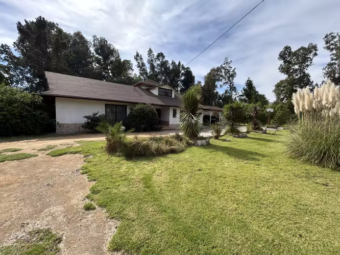INVERSION CASA EN CONDOMINIO  A MINUTOS DE MELIPILLA , COLEGIOS Y CLINICA