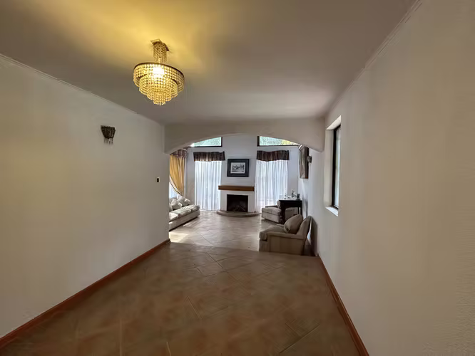 INVERSION CASA EN CONDOMINIO  A MINUTOS DE MELIPILLA , COLEGIOS Y CLINICA