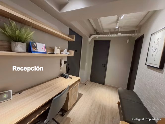Excelente Oficina, 2 Privados Av. Providencia Esquina Suecia - Imagen 3