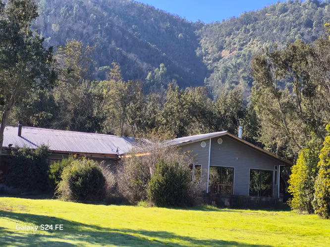INVERSIONISTA PARCELA 2 CASAS LAGUNA DE ACULEO PAINE