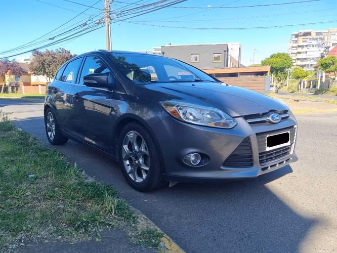 Ford Focus SEL