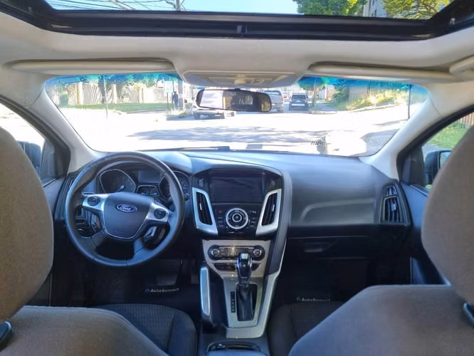 Ford Focus SEL