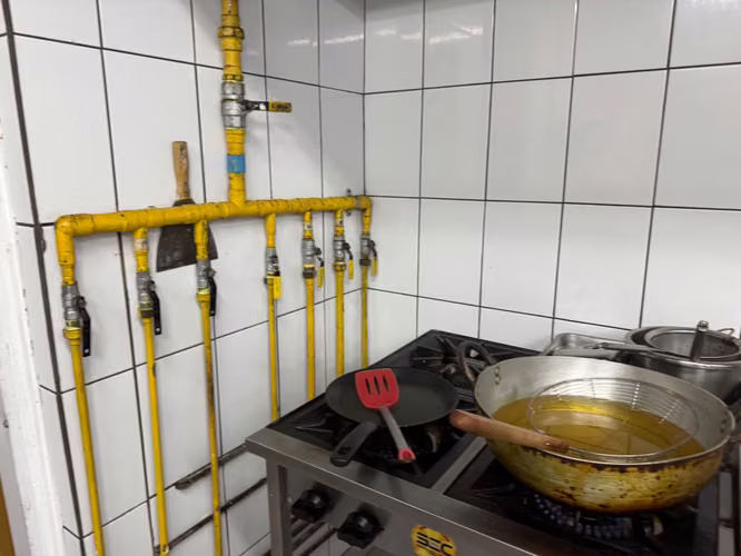 PROPIEDAD COMERCIAL CON RESTAURANTE EQUIPADO Y 10 HABITACIONES EN ANTOFAGASTA