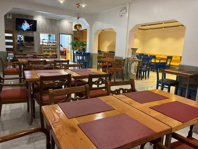 PROPIEDAD COMERCIAL CON RESTAURANTE EQUIPADO Y 10 HABITACIONES EN ANTOFAGASTA
