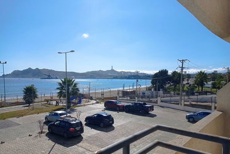 Arriendo Depto Amoblado, Vista Frontal a La Herradura, Coquimbo