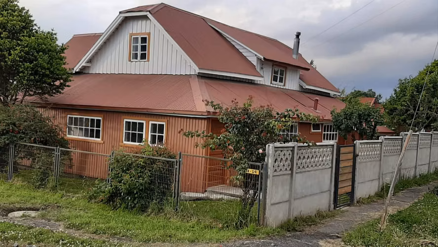 SE VENDE CASA EN PILMAIQUEN