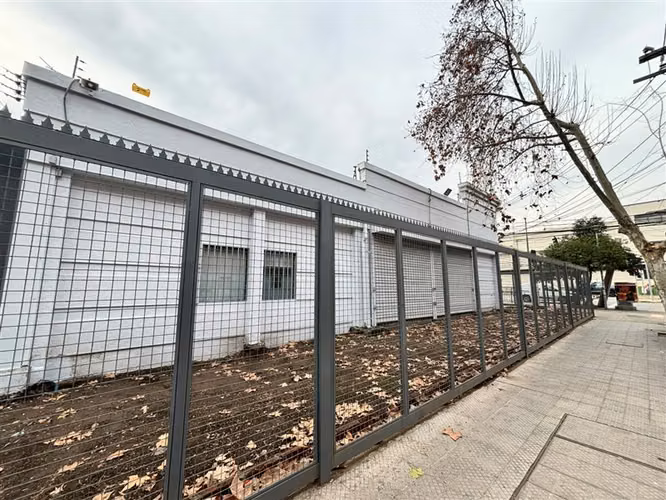 Gran Local Comercial/ Bancos, Farmacias y Grande Cadenas