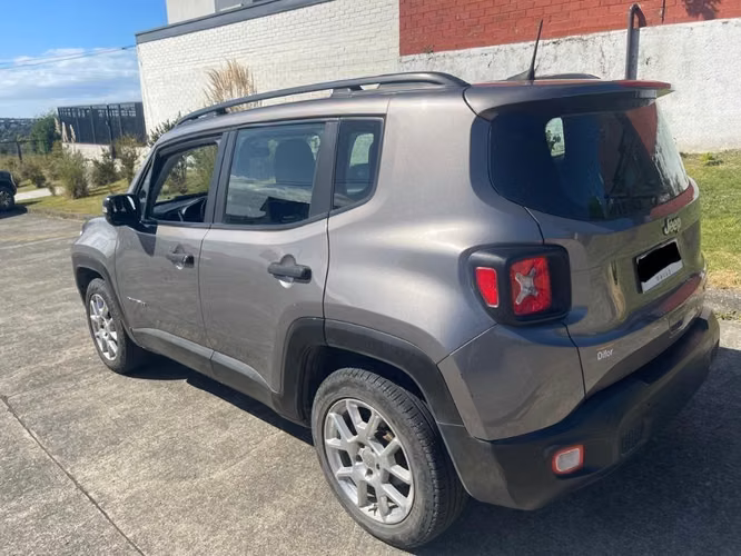 Jeep Renegade año 2022 (Crédito directo con Dicom )