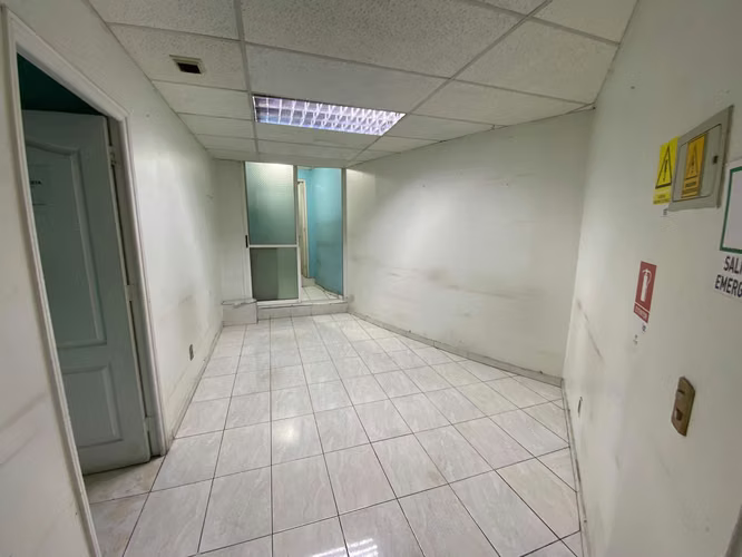 ARRIENDO OFICINA EN CALLE ARLEGUI VIÑA DEL MAR