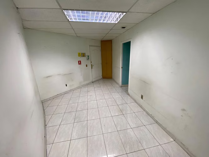 ARRIENDO OFICINA EN CALLE ARLEGUI VIÑA DEL MAR