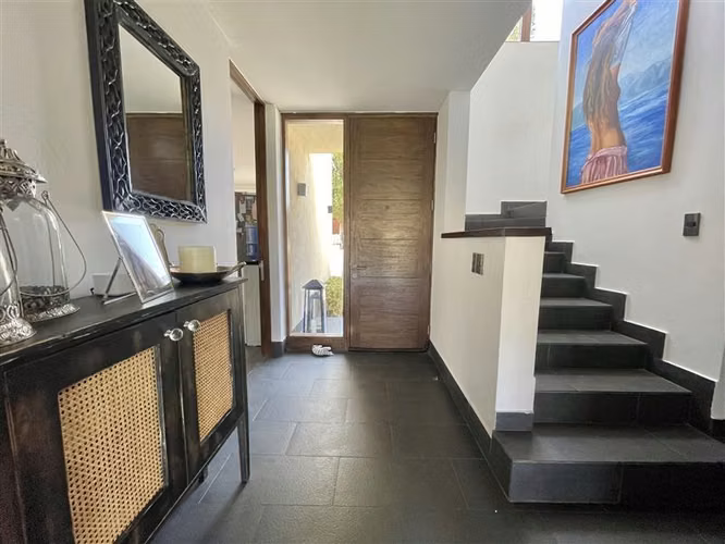 Preciosa e iluminada casa en Condominio Piedra Roja - Imagen 21