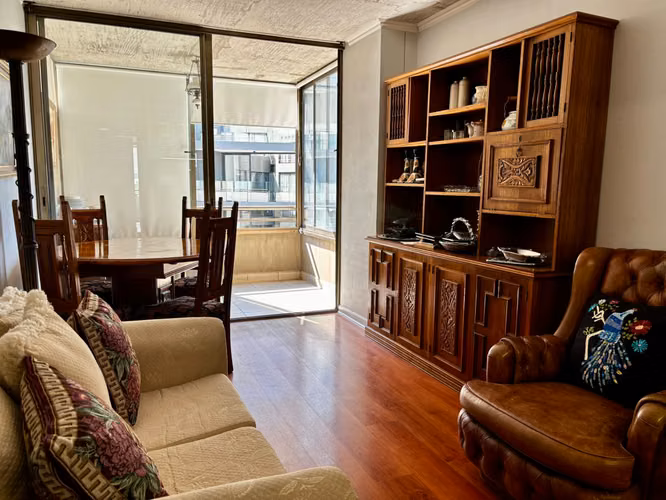 Acogedor departamento 2 dormitorios en excelente estado en Arriendo, Las Condes