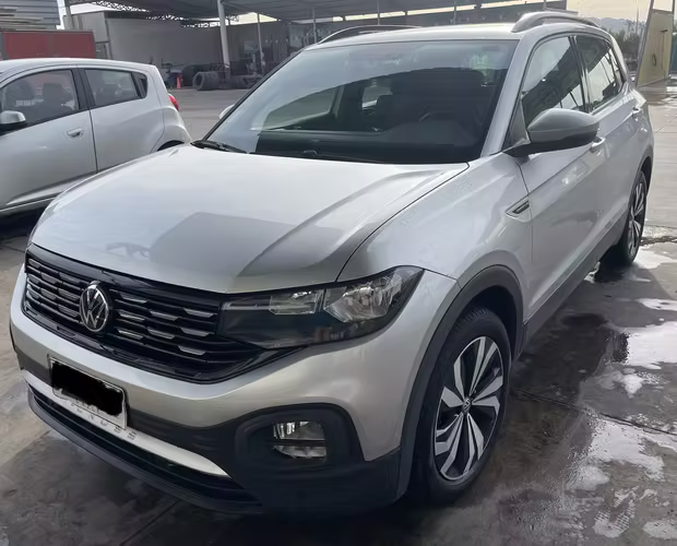 VOLKSWAGEN T-CROSS año 2022