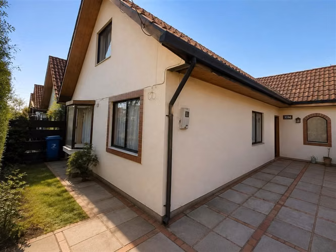 Se Vende casa Sta Teresita de Colin 4D/2B/1E