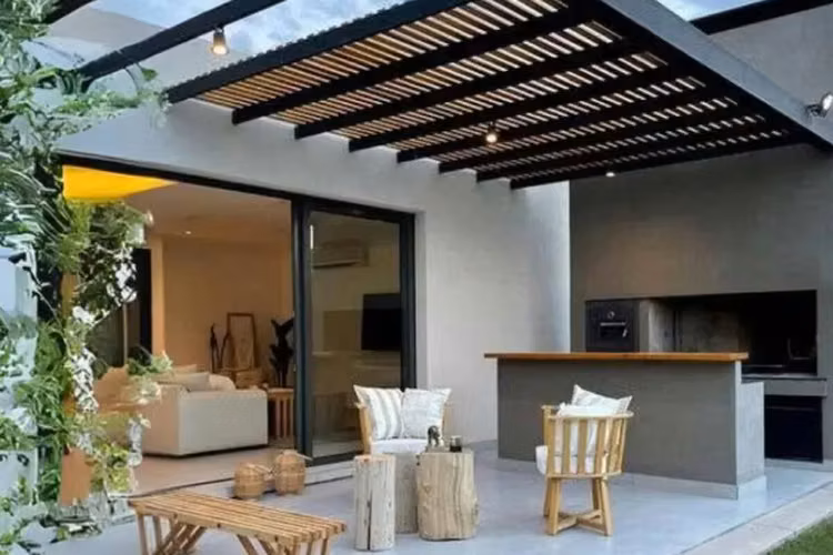 CONSTRUIMOS QUINCHOS Y HACEMOS AMPLIACIONES EN CONCRETO, FIERRO Y MADERA