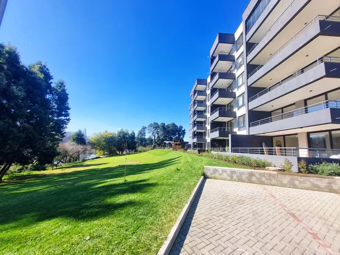 ARRIENDO DEPARTAMENTO EN BORDE LAGUNA