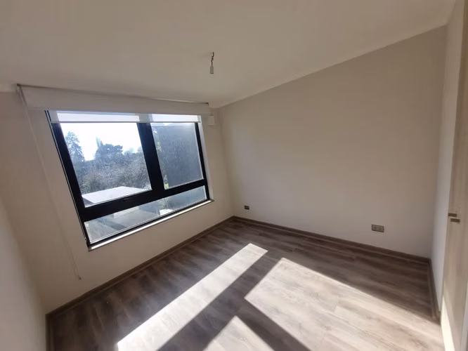 ARRIENDO DEPARTAMENTO EN BORDE LAGUNA