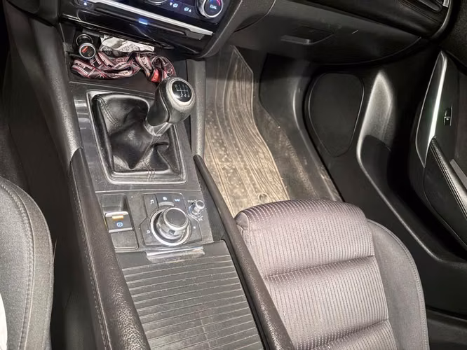 Vendo Mazda 6 en exelente estado con todo sus papeles al día llegar y disfrutar - Imagen 5