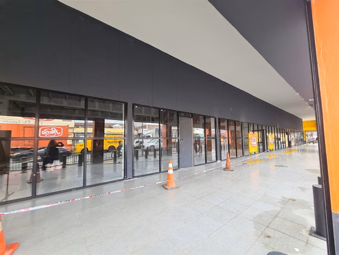 LOCAL COMERCIAL Local Comercial, exterior supermercado SUPER 10,Centro Rancagua