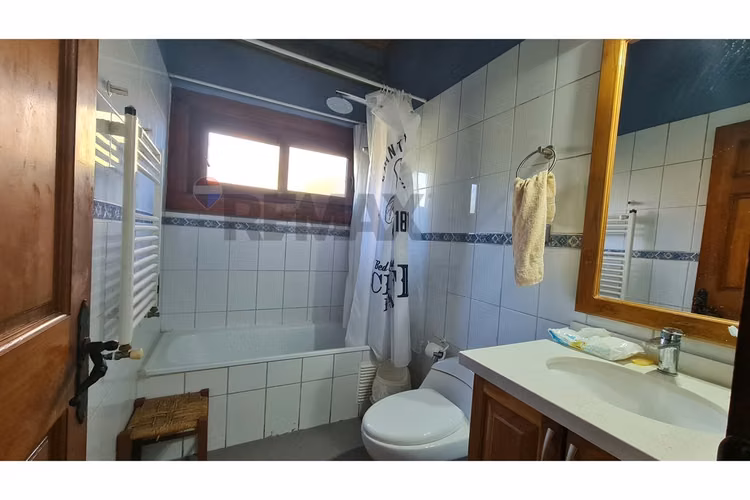 Parcela urbana 4 hab y piscina en  buin