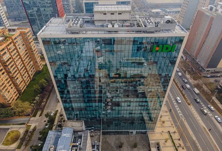 ARRIENDO LOCAL HABILITADO - LAS CONDES, EXCELENTE CONECTIVID