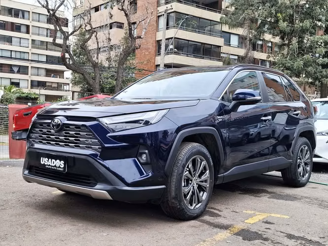 TOYOTA RAV4 2025