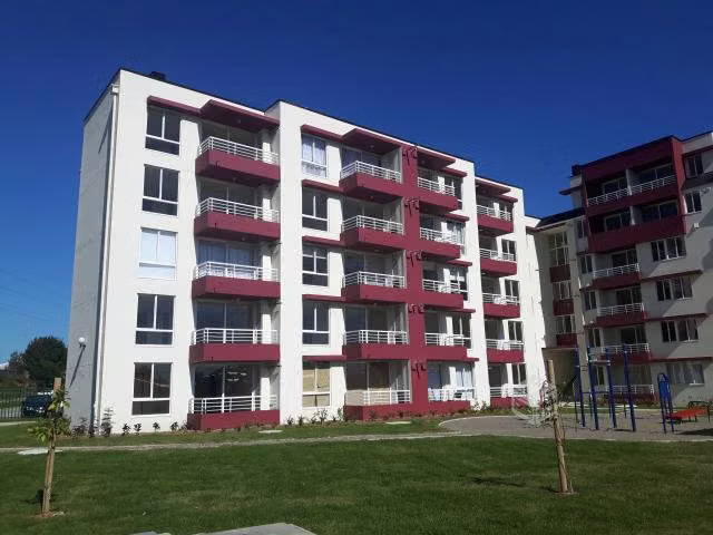 Se arrienda dpto. tres dormitorios dos baños Jardin Urbano 3