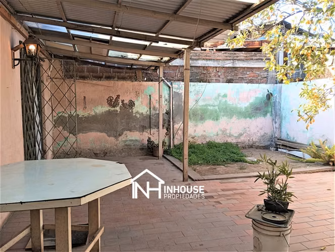 Casa en venta de 3 dorm. en La Granja