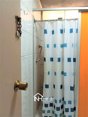 Casa en venta de 3 dorm. en La Granja