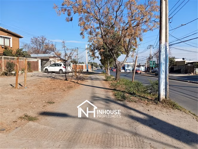 Casa en venta de 3 dorm. en La Granja