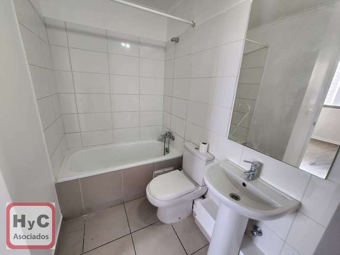 Incluye Bodega, a pasos del Metro San Miguel - Imagen 9