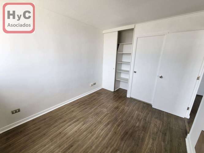 Incluye Bodega, a pasos del Metro San Miguel - Imagen 7