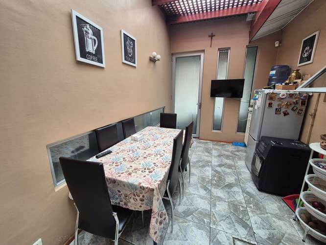 4 dormitorios, 4 baños y 5 estacionamientos - Imagen 28