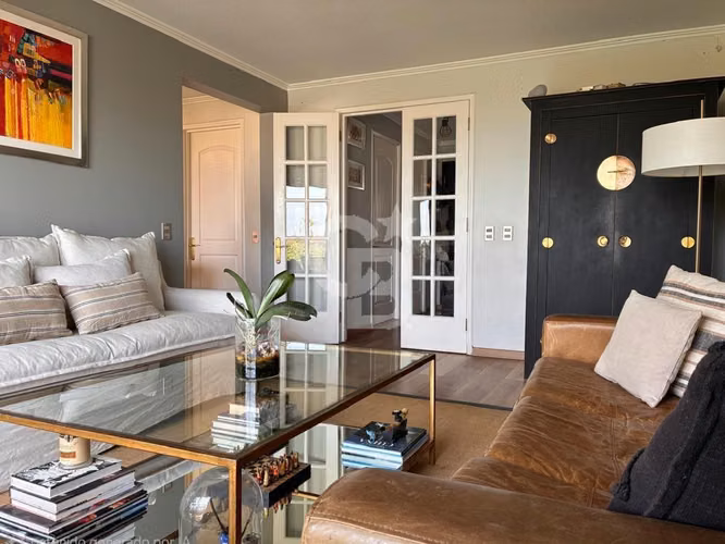 Venta casa Chilena con jardín dentro de condominio