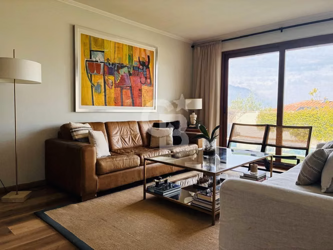 Venta casa Chilena con jardín dentro de condominio - Imagen 2