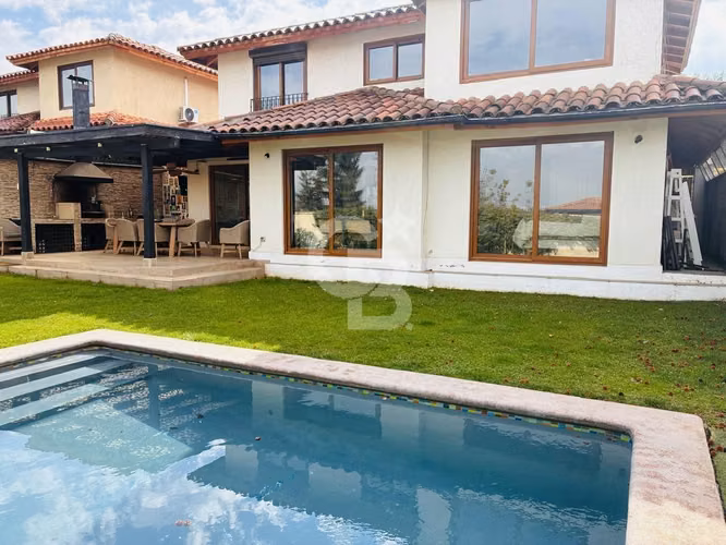Venta casa Chilena con jardín dentro de condominio - Imagen 17