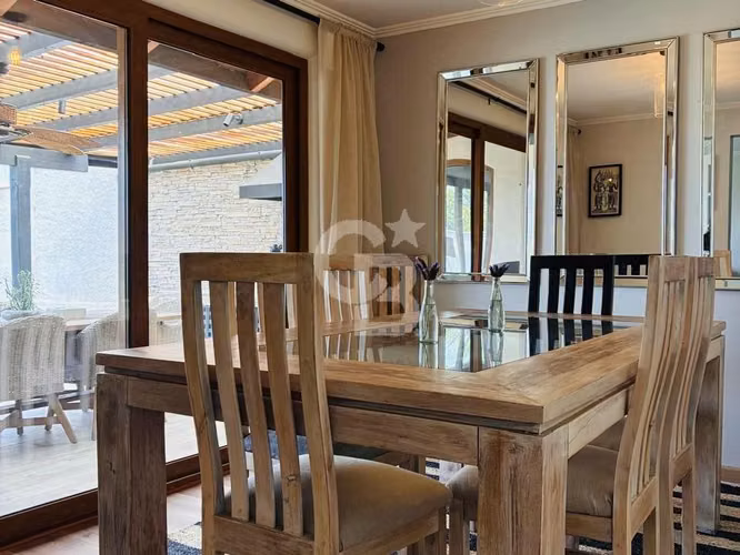 Venta casa Chilena con jardín dentro de condominio - Imagen 4