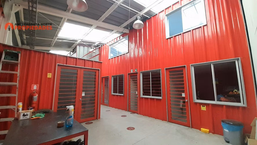 SE VENDE GALPON INDUSTRIAL SECTOR NORTE