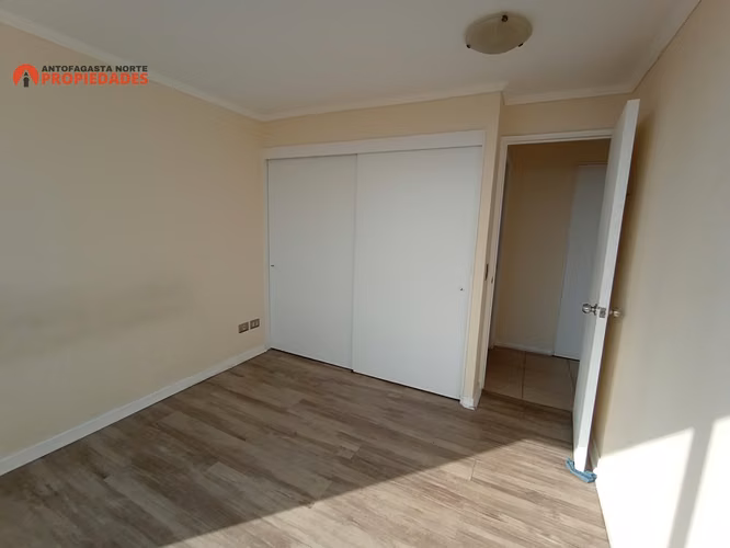 SE ARRIENDA DEPARTAMENTO 2 DORMITORIOS SIN MUEBLES