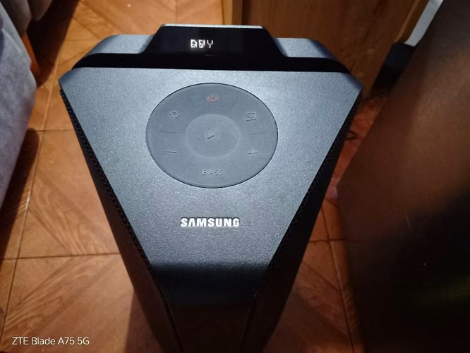Torre de sonido parlantes Bluetooth Samsung