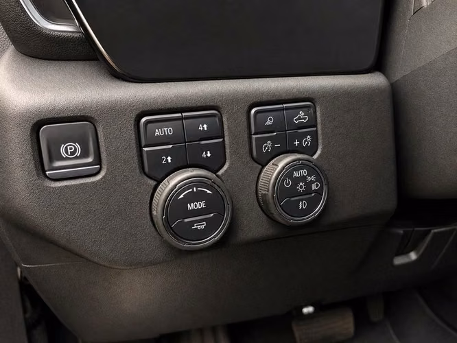 CHEVROLET SILVERADO Z71 - 2025 | 2745